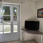 D'hotes A La Ferme Des Gosselins Bed & Breakfast Teurtheville-Bocage