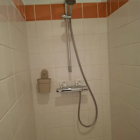 D'hotes A La Ferme Des Gosselins Bed & Breakfast Teurtheville-Bocage