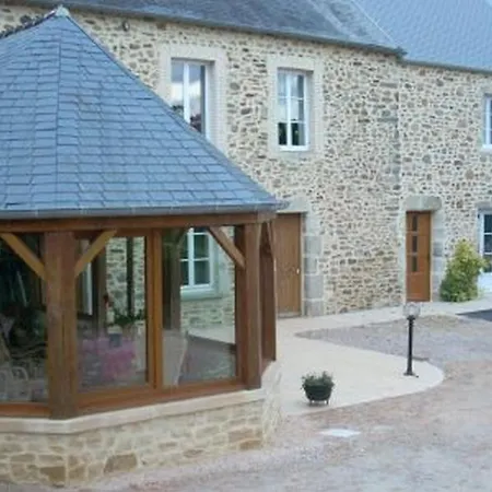 D'hotes à La Ferme Des Gosselins Bed & Breakfast