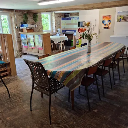 D'hotes A La Ferme Des Gosselins *